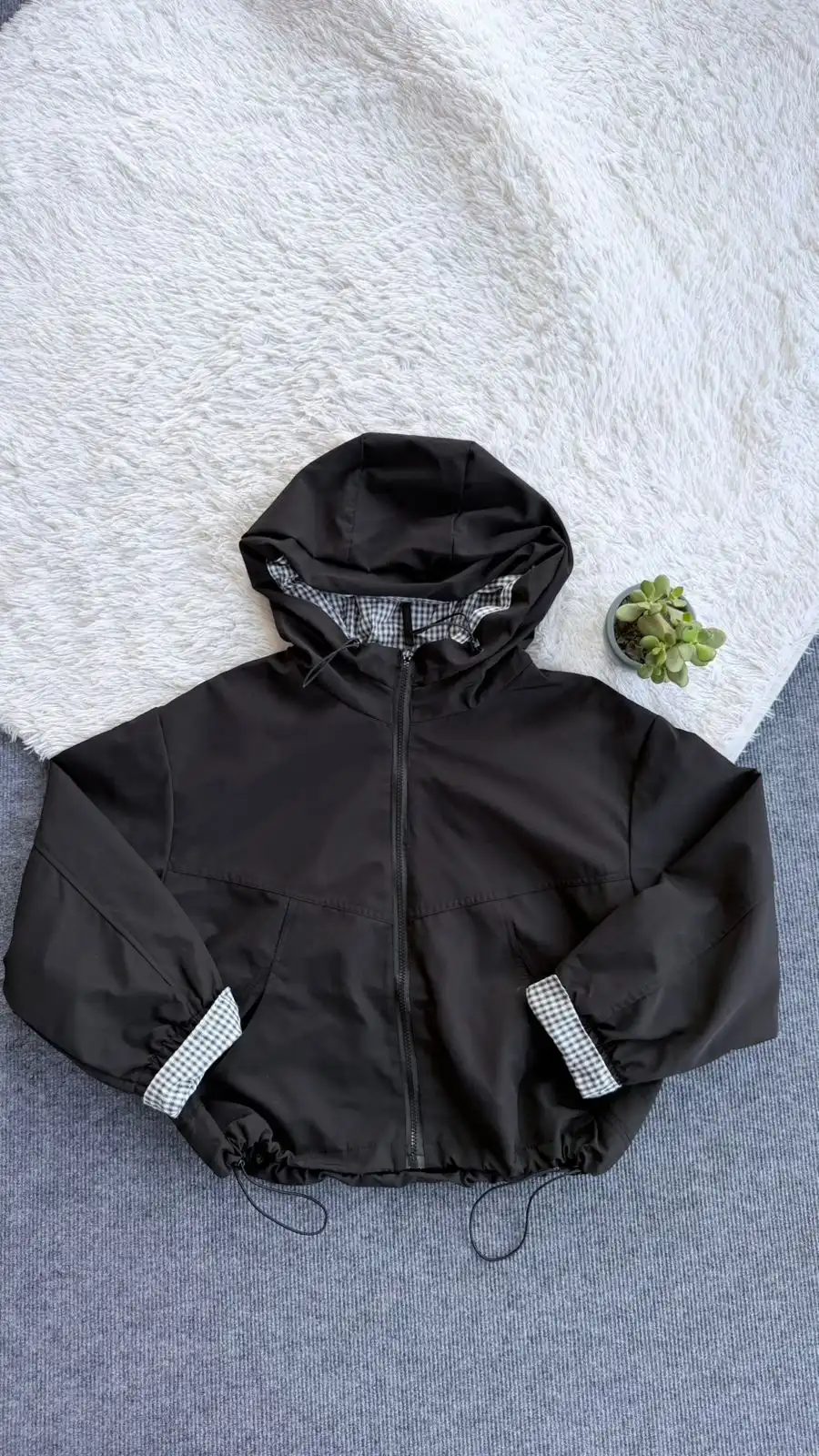 Product image of CHECKFOLD WIND CHEATER JACKET