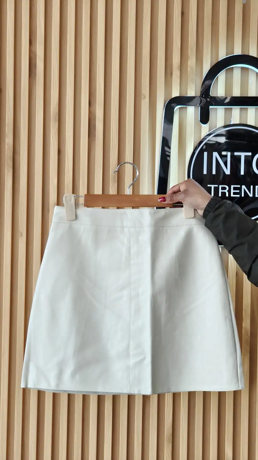 Product image of PLAIN LEATHER SKIRT