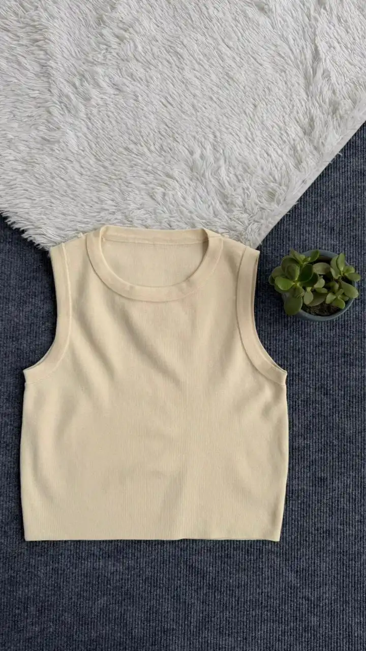 Product image of TANK TOP WITH CHAIN