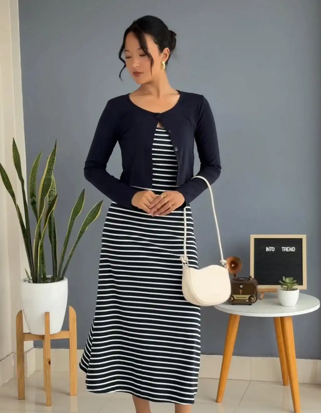 Product image of SRTIPE BODYCON WITH OUTER