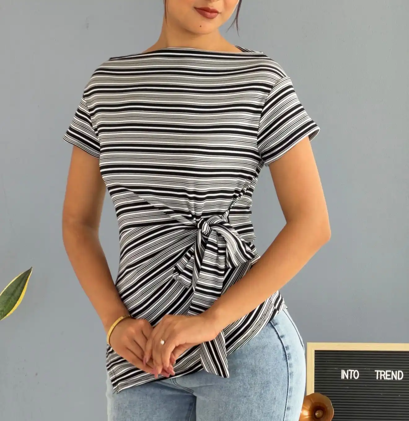 Product image of STRIPE TOP WITH RIBBOM