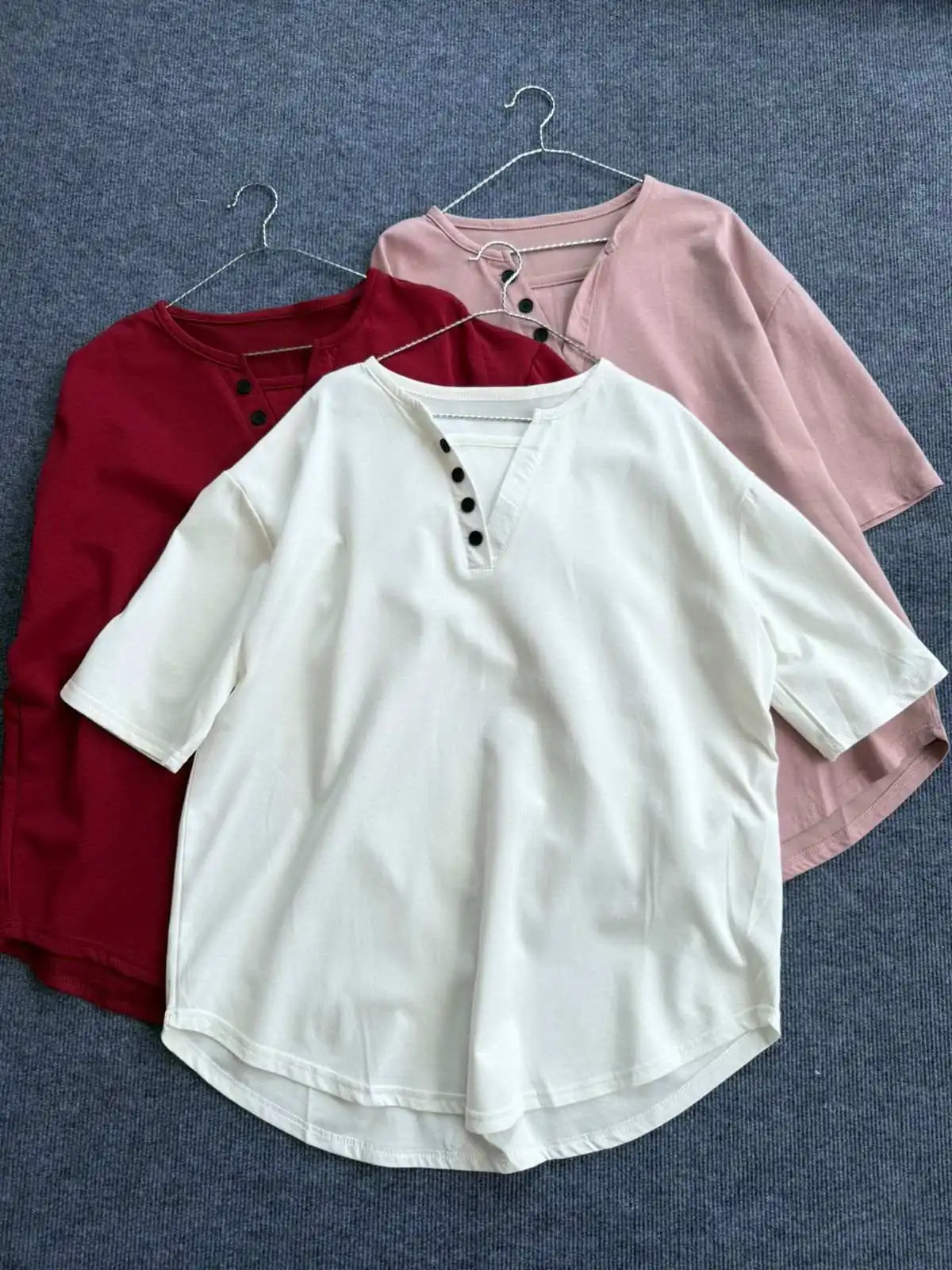 Product image of 4 BUTTON O/S TOP