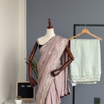 E21 R4 EMBROIDERED SAREE