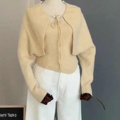 PEARL ATTACHED CARDIGAN SET