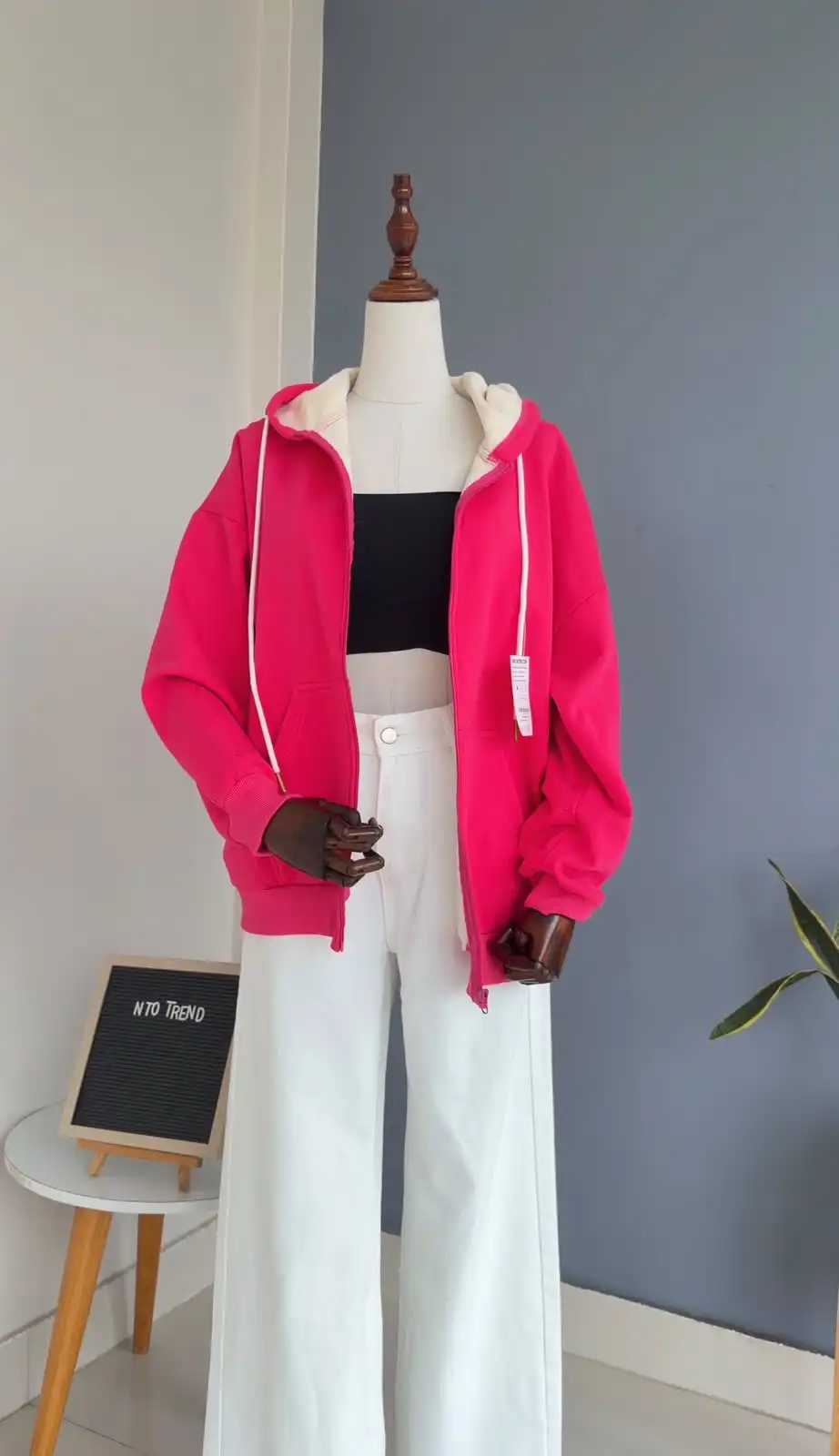 Product image of HODDIE WITH FULL ZIP