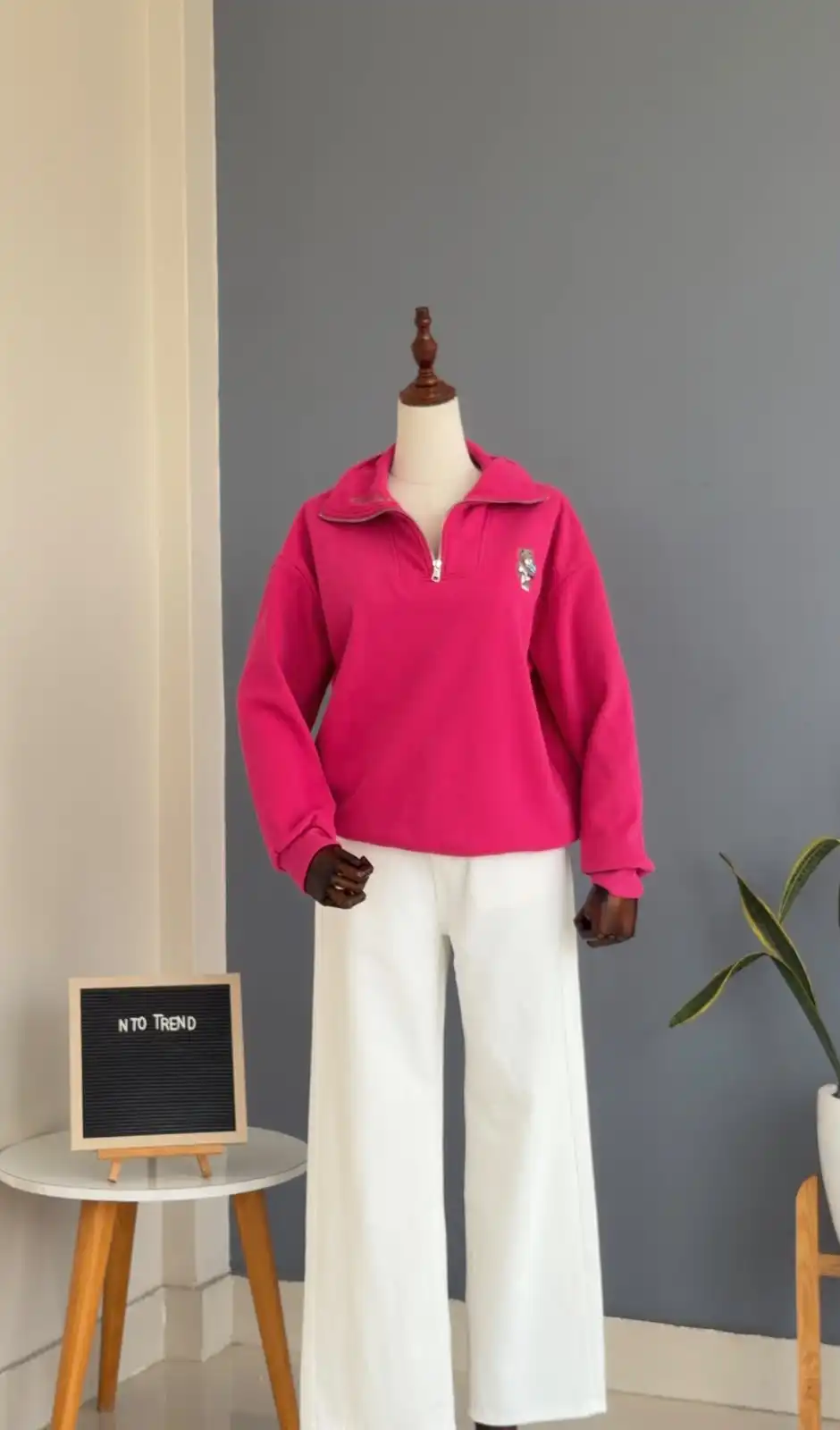 Product image of BEAR SWEATS SHIRT