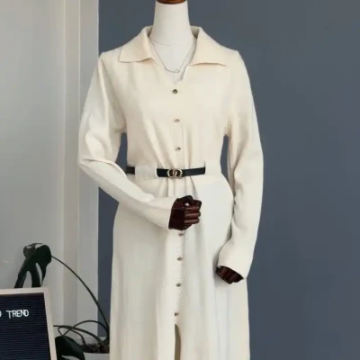 WOOLEN DRESS WITH BELT