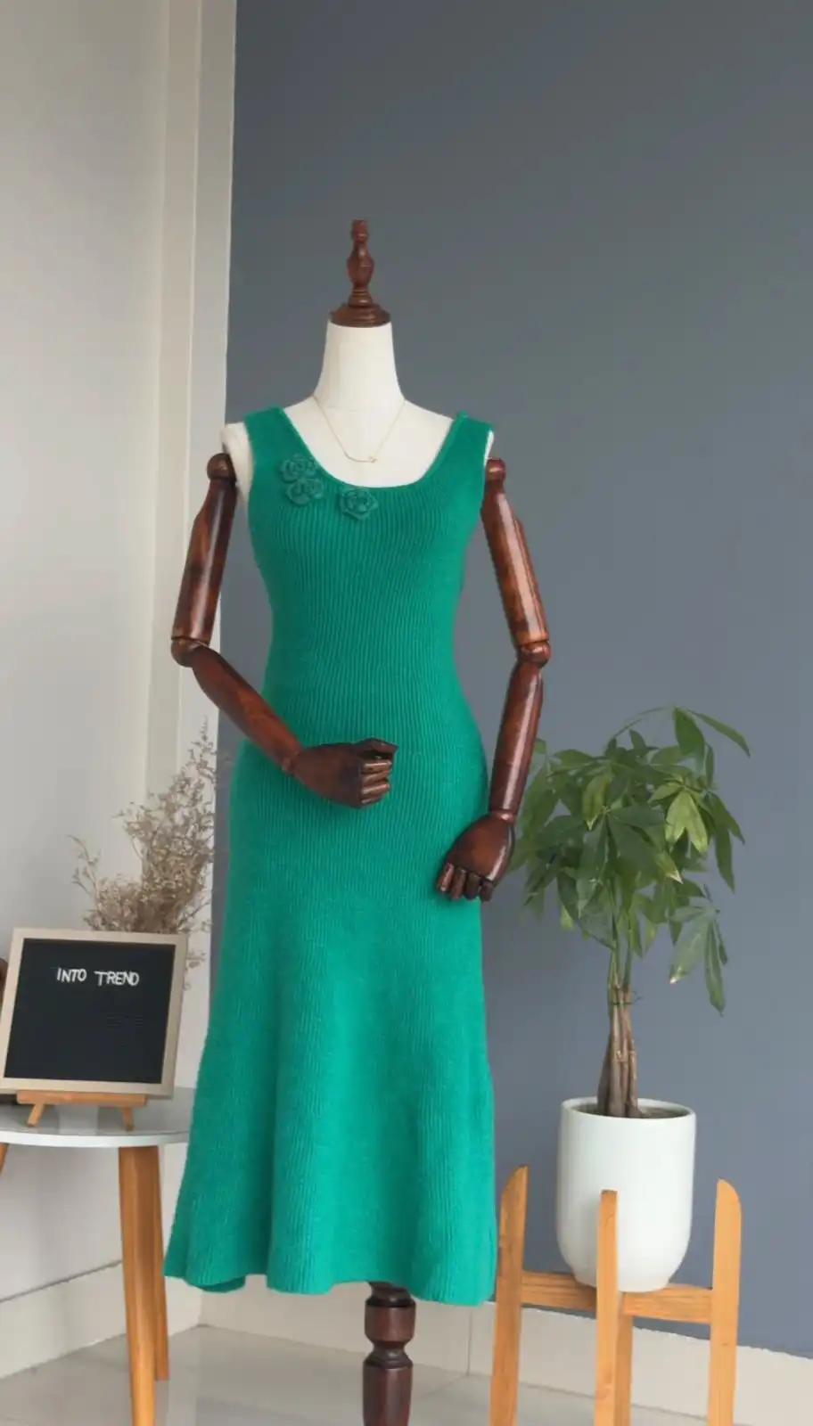 Product image of WOOLEN LONG DRESS WITH ROSE ATTACHED AND WITH LONG CARDIGAN