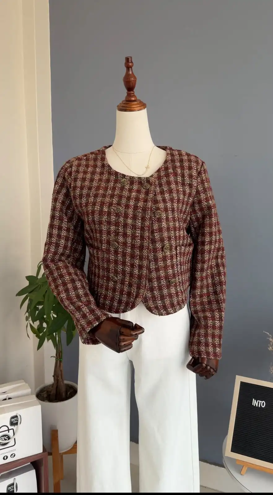 Product image of VINTAGE BUTTON TWEED COAT