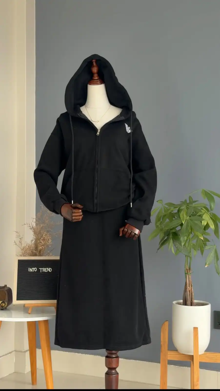 Product image of HODDIE SKIRT SET