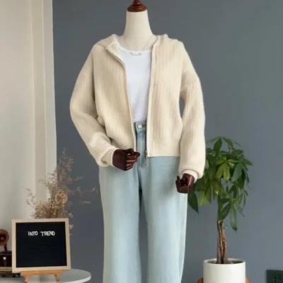 WOOLEN ZIPPER CARDIGAN WITH HOO...
