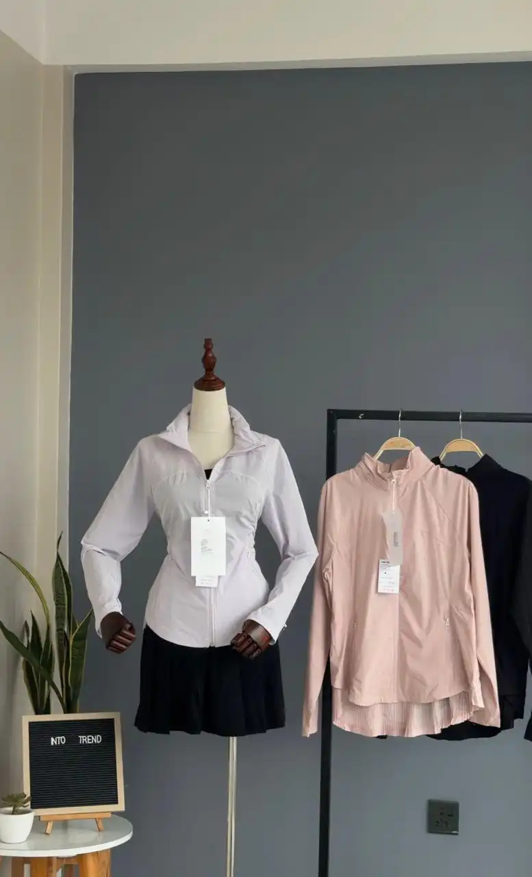 Product image of R8 097 (A) OFFER 7 TENNIS JACKET AND MIXED