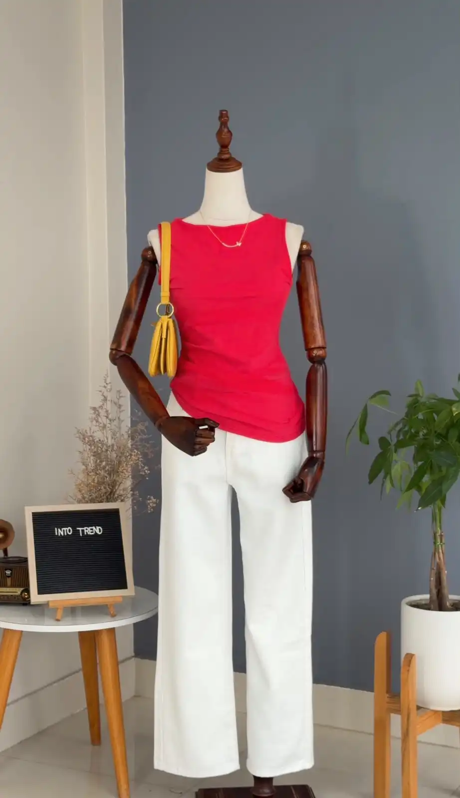 Product image of R2 053 TANK TOP WITH V NECK