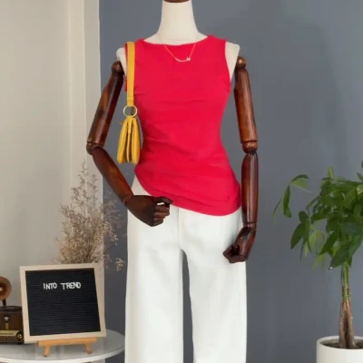 R2 053 TANK TOP WITH V NECK