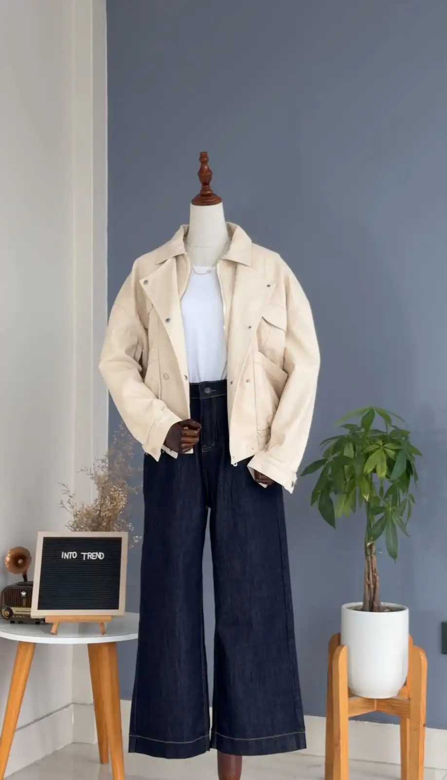 Product image of LEATHER  FUR REMOVABALE JACKET