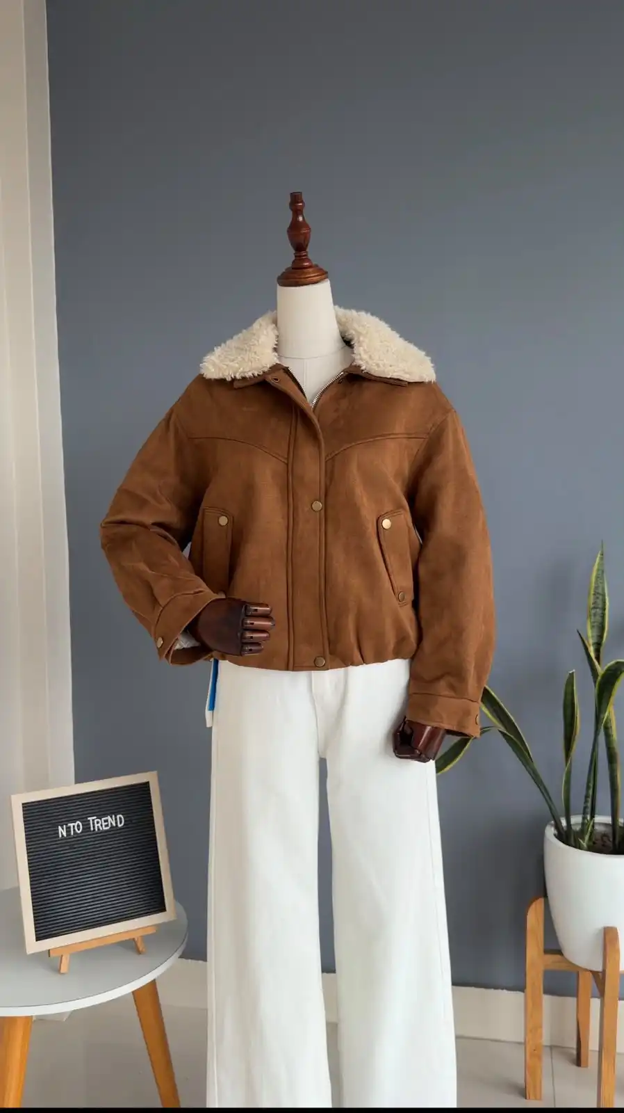 Product image of WHITE FUR SUDED  JACKET