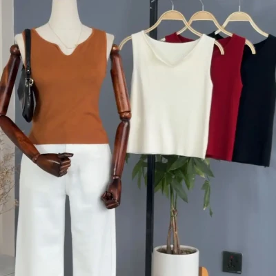 WOOLEN V NECK CAMI