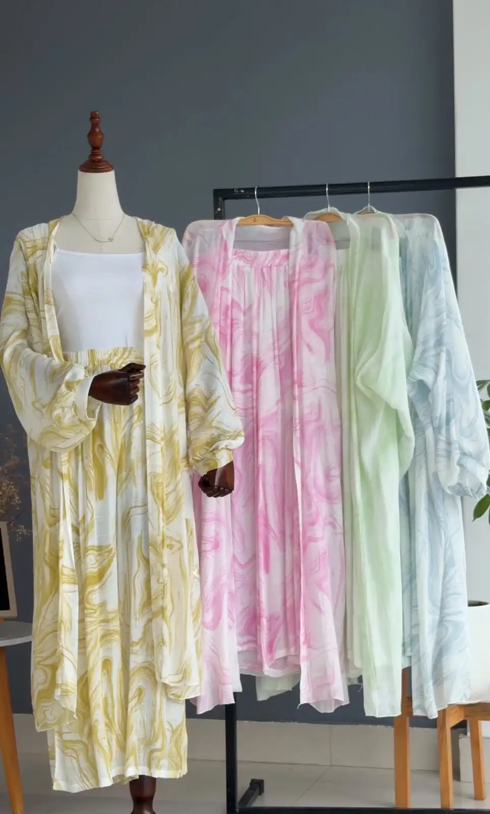 Product image of TYEDIE PRINT LONG OUTER SET