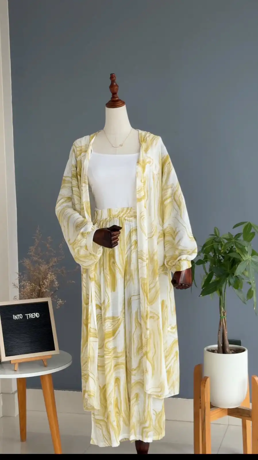 Product image of TYEDIE PRINT LONG OUTER SET