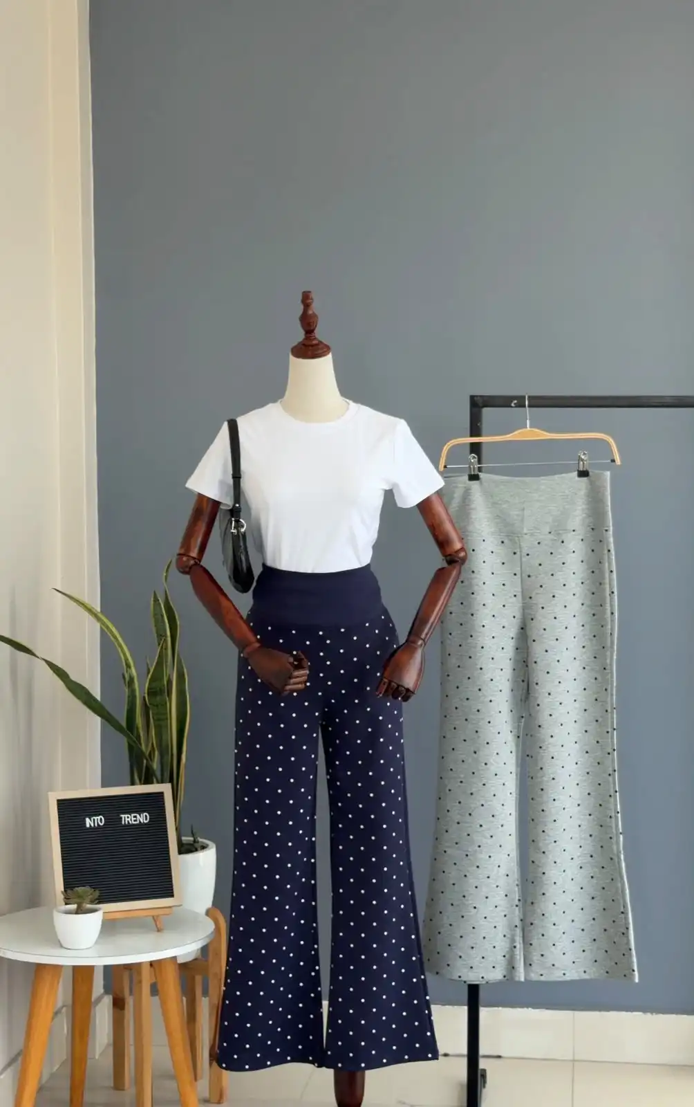 Product image of R9 127 POLKA DOT BELLY TOURSER