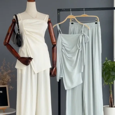 TWO PIECE SLEEVESLESS SET