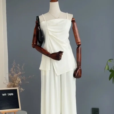 TWO PIECE SLEEVESLESS SET