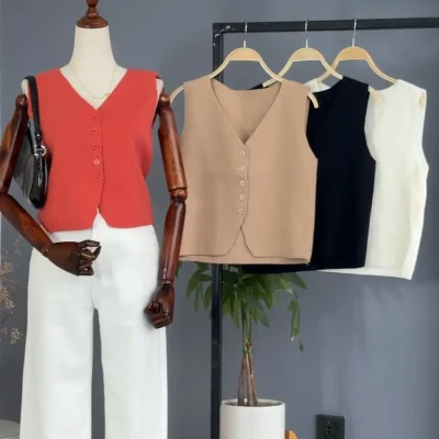 RIBBED V-NECK KNIT VEST