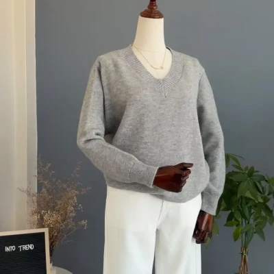 ZARA V NECK SWEATER