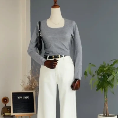 CROP TOP WITH SQUARE NECK