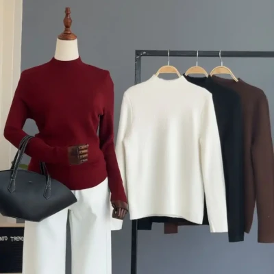 HIGH NECK SWEATER WITH FUR