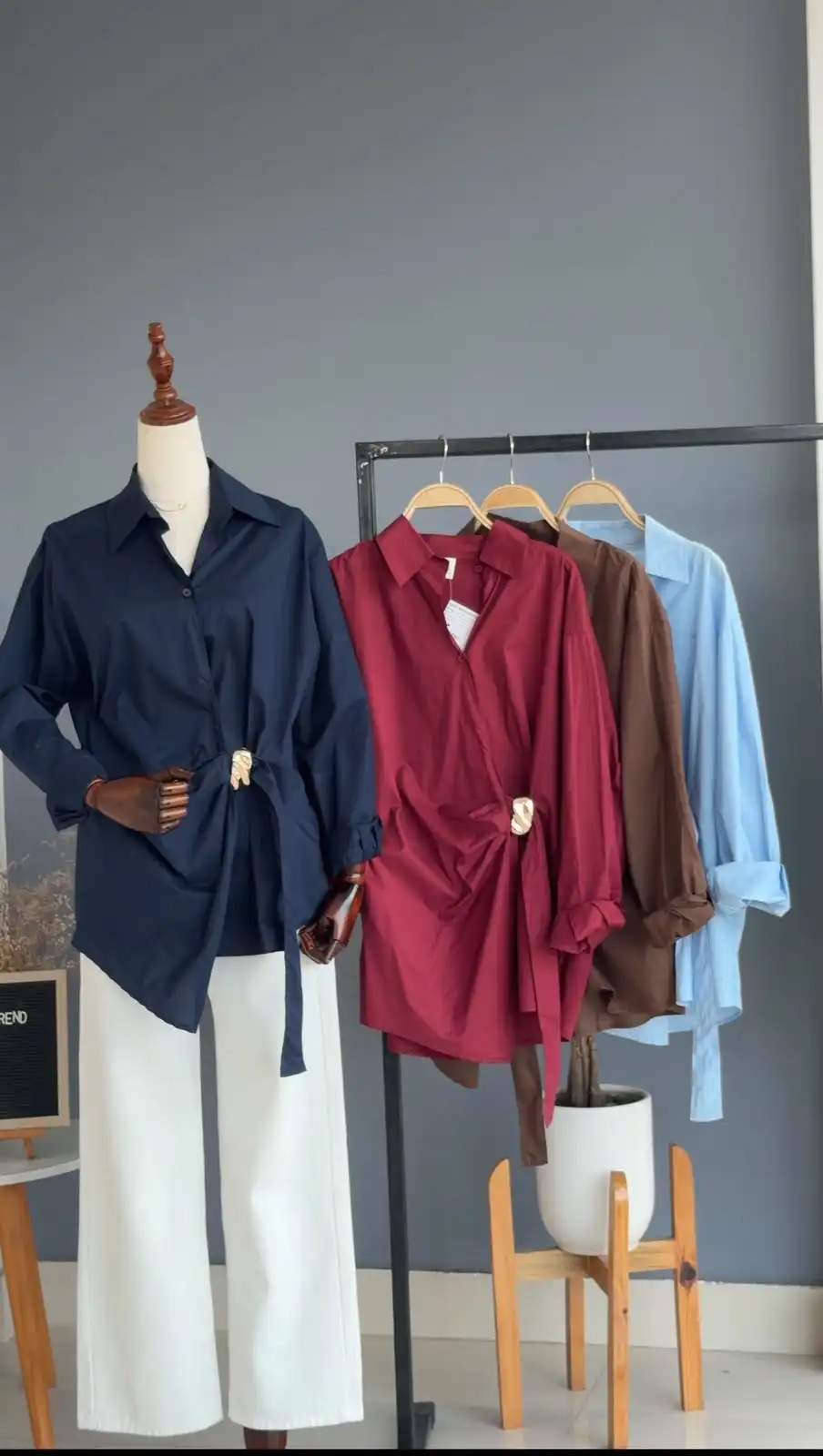 Product image of R1 014 SHIRT WITH SIDE RUCHED BELT AND GOLDEN HOOP