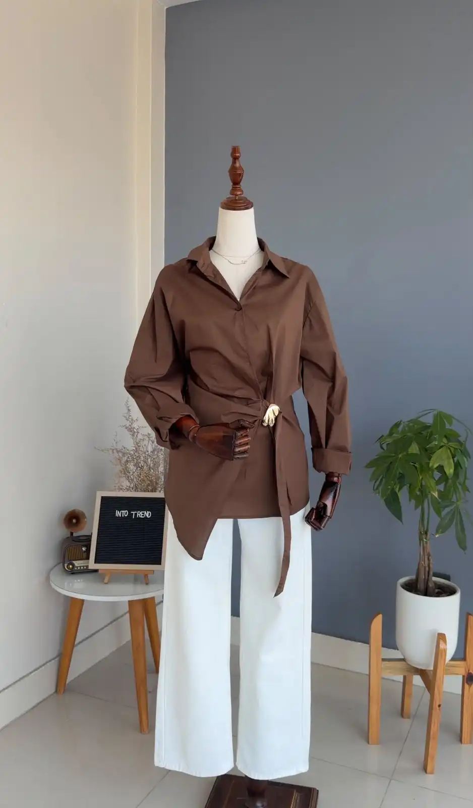 Product image of R1 014 SHIRT WITH SIDE RUCHED BELT AND GOLDEN HOOP
