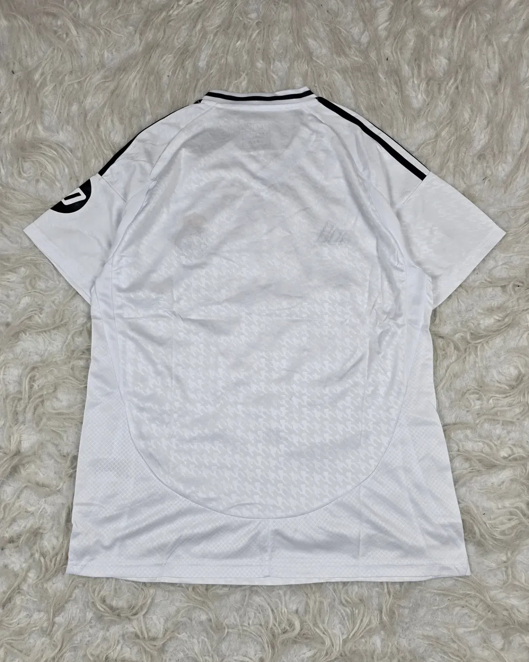 Product image of Real Madrid 24/25 Home Jersey