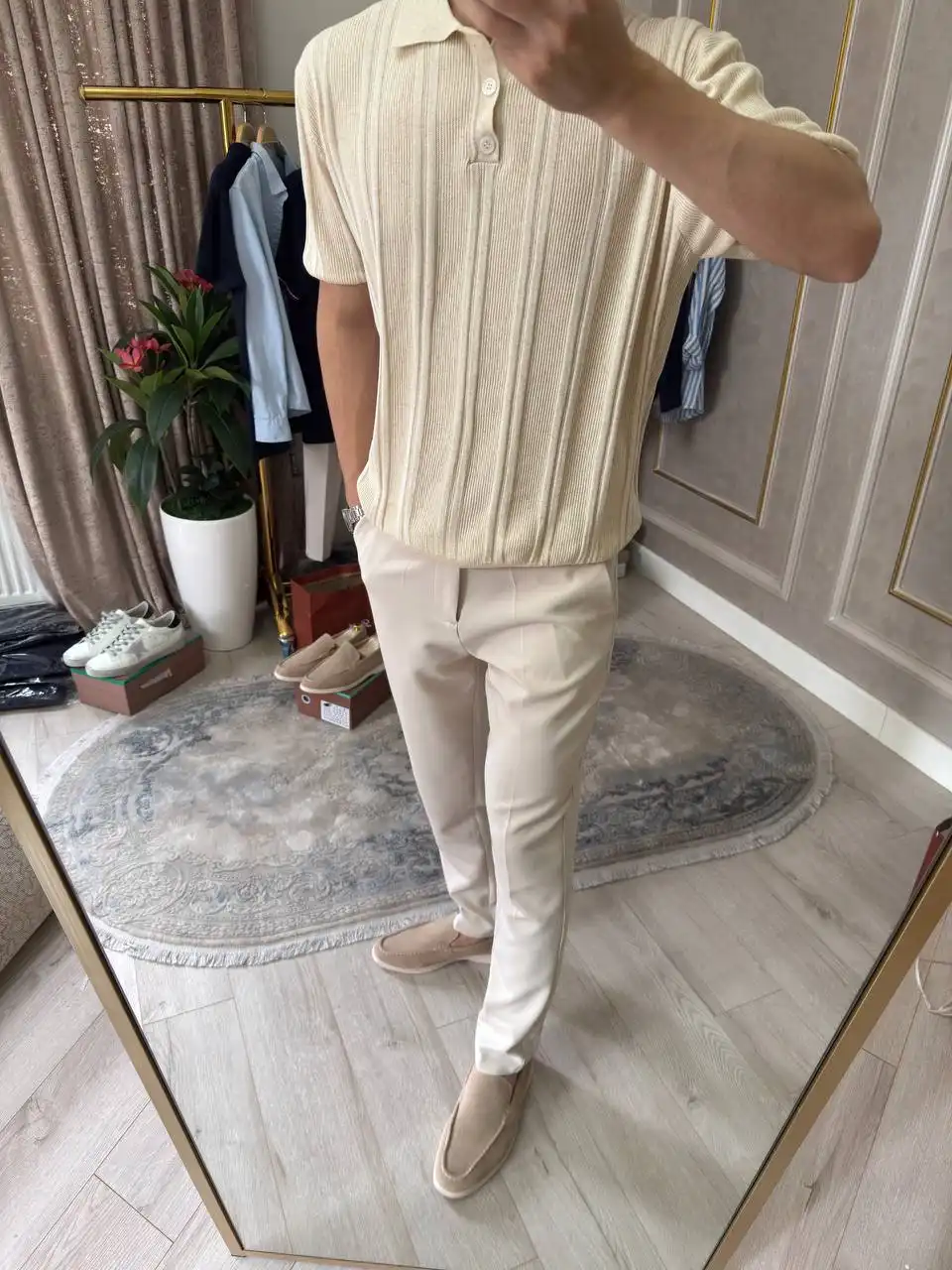 Product image of Old Money Summer Look – Beige Polo & Cream Trousers Set