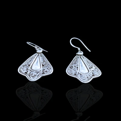 Teardrop Silver Filigree Dangle...