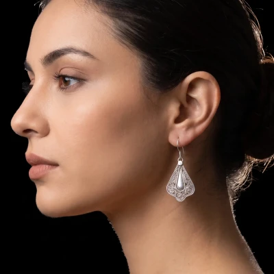Teardrop Silver Filigree Dangle...