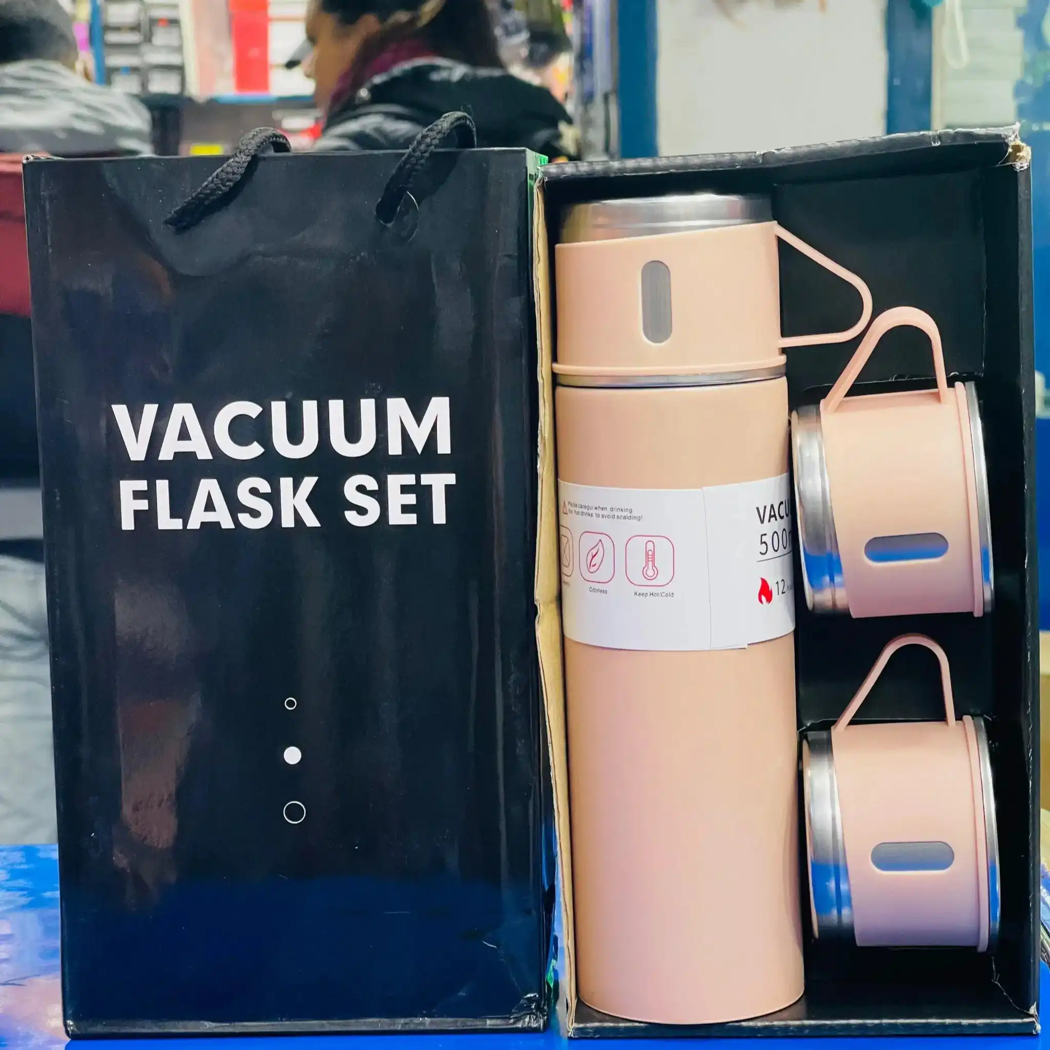 Product image of Stainless steel Vacuum Flask Set with 3 Cups