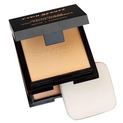 Weightless Stay Matte Compact