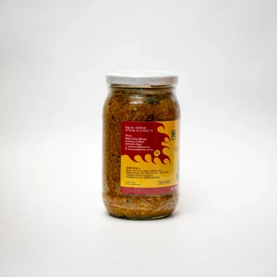 HOT MANGO PICKLE