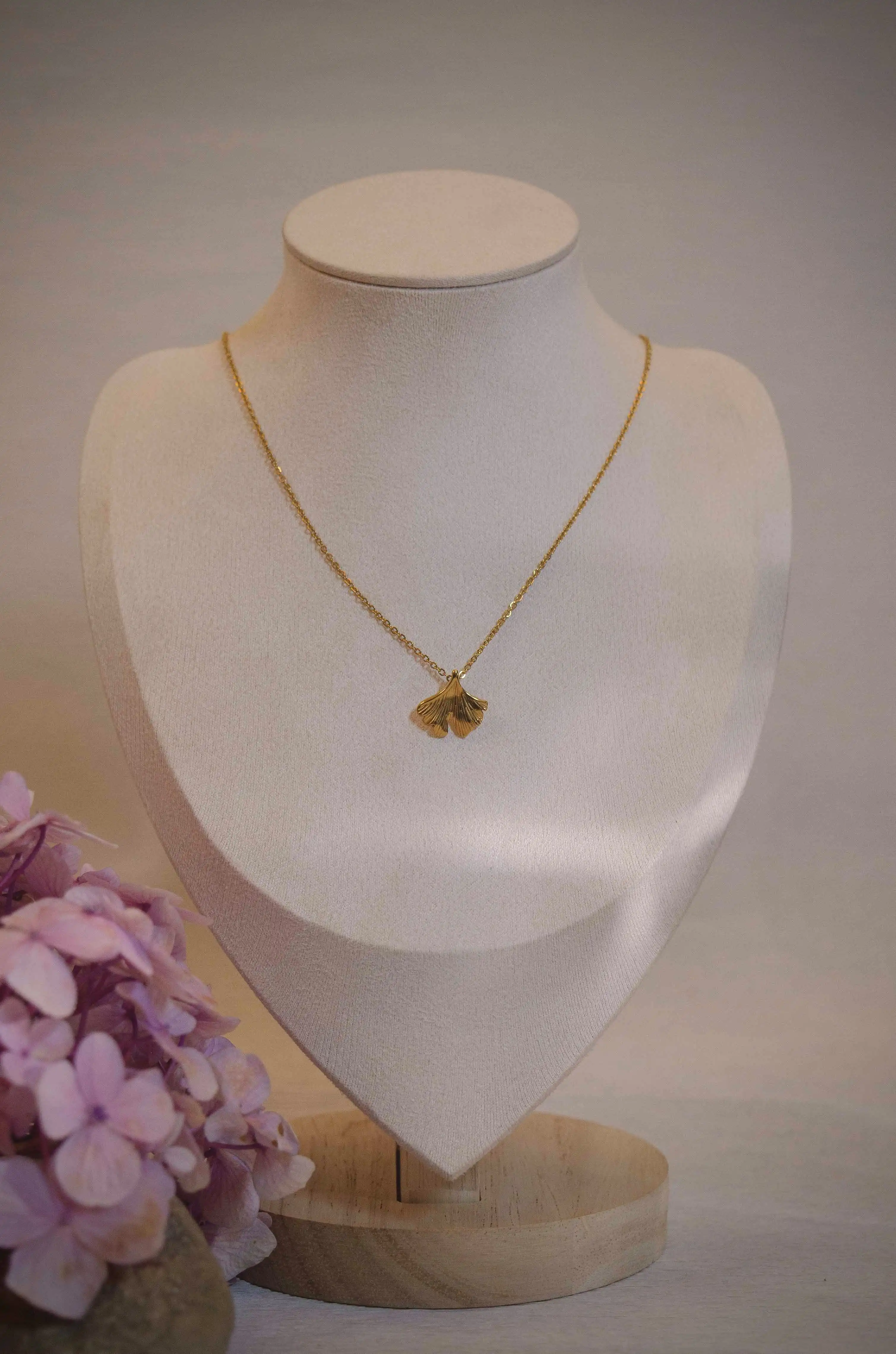 Product image of Gingko Glow Pendant