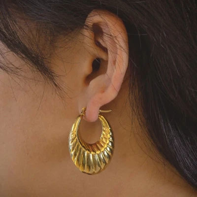 Francesca Hoops