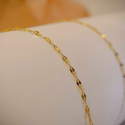 Classic Lip Chain