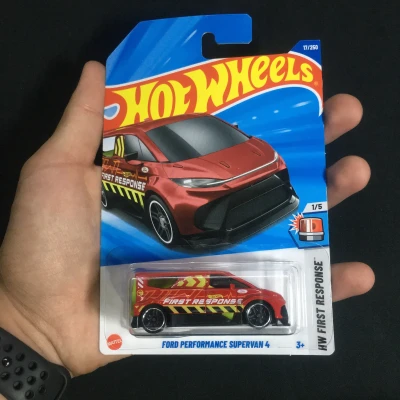 Ford Performance Supervan 4 (TH...